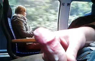 Rongi masturbeerimine toredale väikesele tüdrukule 2