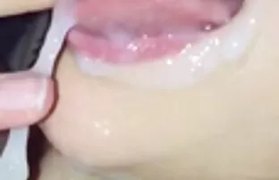 Näo, lähedalt, sperma