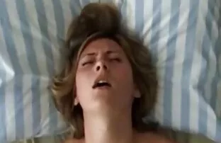 3. Soolo teismelise tussu nauding - virtuaalne orgasm