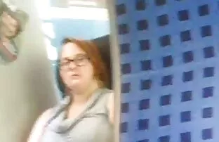 Ta näeb mind rongis masturbeerimas