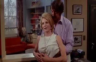 Angie Dickinson-1971 Ilusad teenijad kõik ühes reas