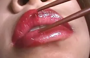 Sensuaalsed huuled