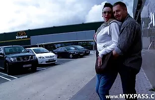Ta otsis tööd, ta sai tasuta tööd pornos