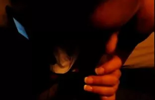Seksikas film mulle riista imemiseks ja oma mehega telefoni teel rääkimiseks