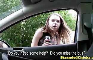Luhtunud vene teismeline saab oma tissid sperma Briti seksikas filmipilt