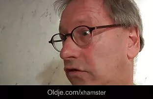 Küps mees Pervert Noor Kiimas hotelli neiu.