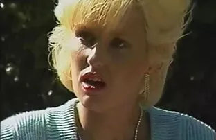 Blond näo kinnismõte hardcore pornotäht