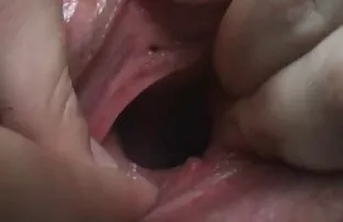 Karvane prantsuse naine puhub munn ja saab perses koos