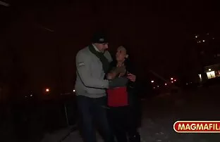 Beib blond näo grupiseks seks hardcore väljas