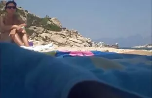 Nudistlik kreeka rand