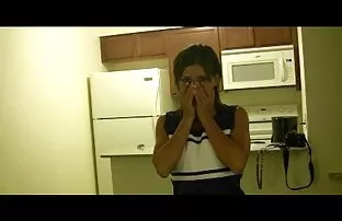 Õde cheerleader püüab sind kinni