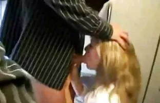 Emme pojad imevad riista