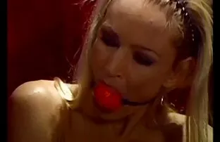 Suur rindadega gei bdsm vangikongis