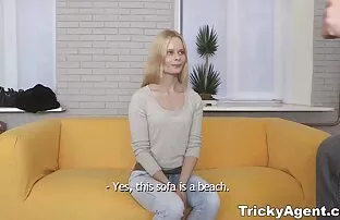 Tangled Agent - täiuslik tussude debüüt