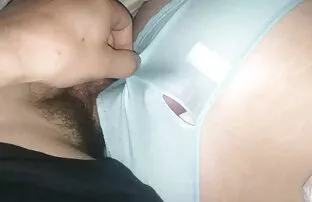 Sukkpüksid ja ja kreemjas sperma