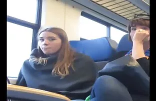 Amatöör babe suured tissid brünett sulgeda kuum seksikas armas